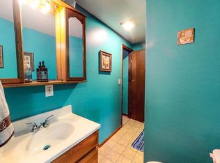 1922 S 70th St, West Allis, WI 53219