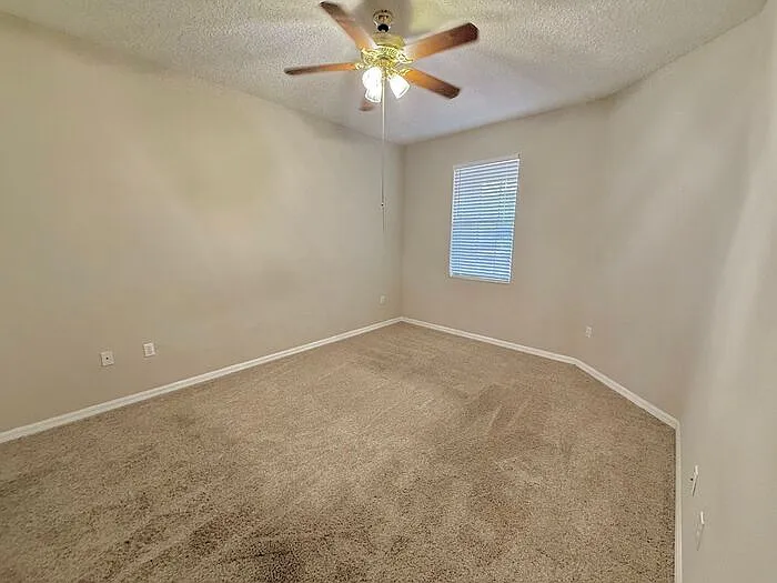 3421 Home Town Ln — Photo 9