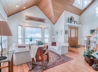 18004 Tan Oak Ln, Sunriver, OR 97707