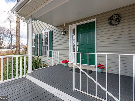 5th image of 22 Parkwood Ct