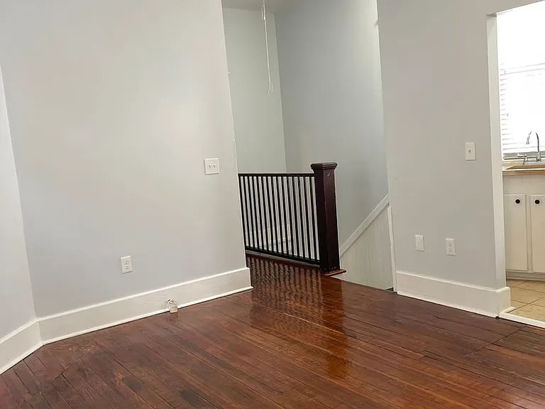 412 E Duffy St — Photo 26