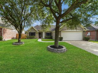 2125 Emerald Cove Dr, League City, TX 77573