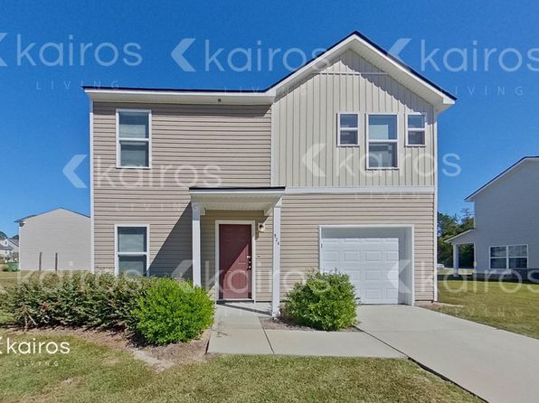 924 Sanford Ln