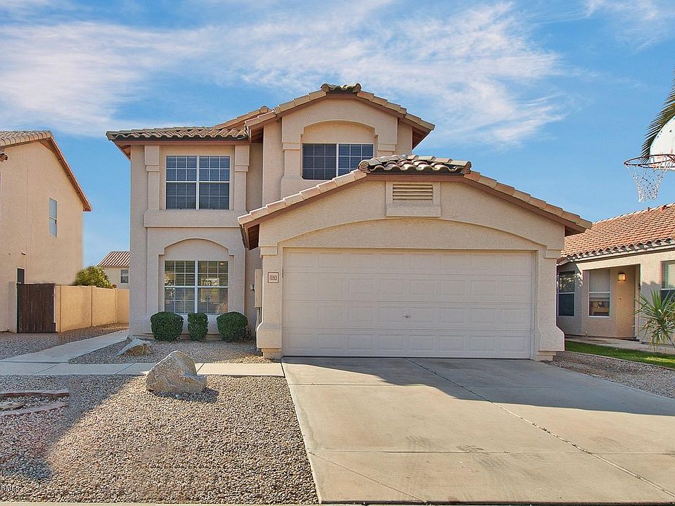 1st image of 1093 W Bluebird Dr