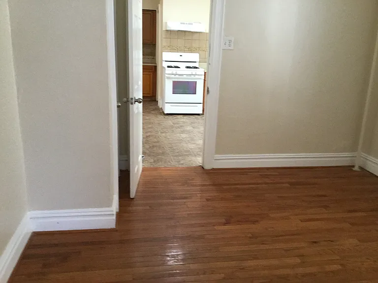 17 Van Nostrand Ave #3 — Photo 7