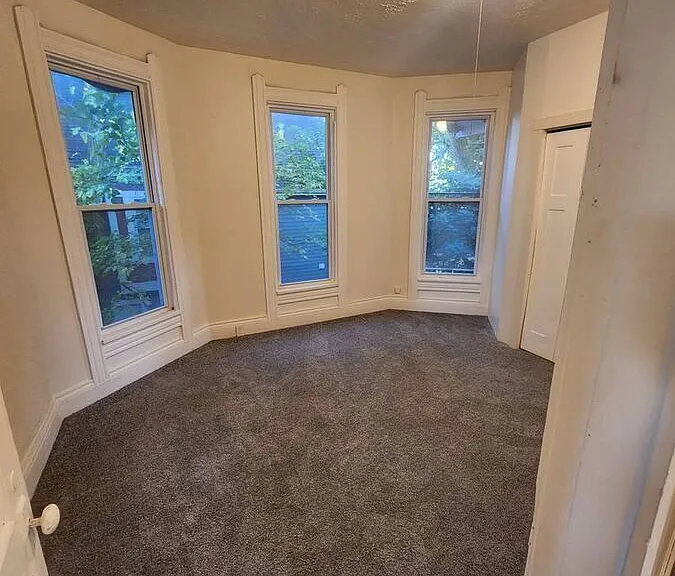 2186 E 89th St #2 — Photo 10