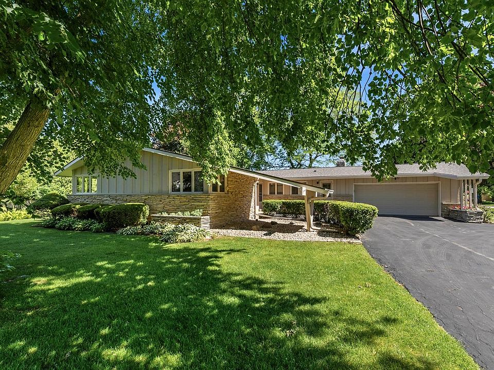 1st image of 8909 N Maitland ROAD