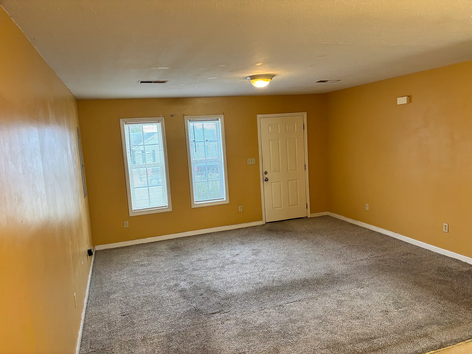 4 bed, 1296 sqft, $1,250 — Photo 4
