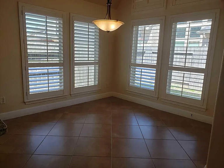 5927 Bristol Path Ln — Photo 9