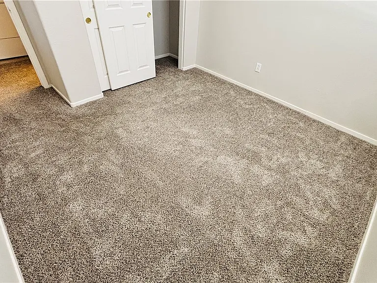 10660 Windrose Point Ave — Photo 21