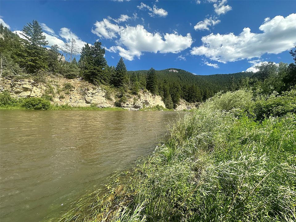 1st image of Castle Bar Cabin Sites White Sulphur Spgs