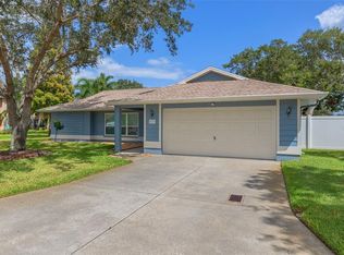 8633 18th Way N, Saint Petersburg, FL 33702