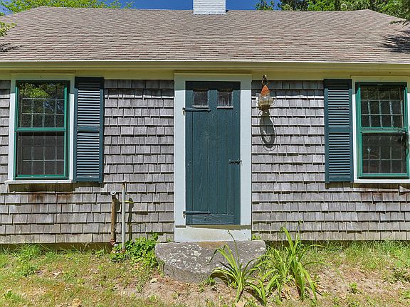 5th image of 417 Commerce Road