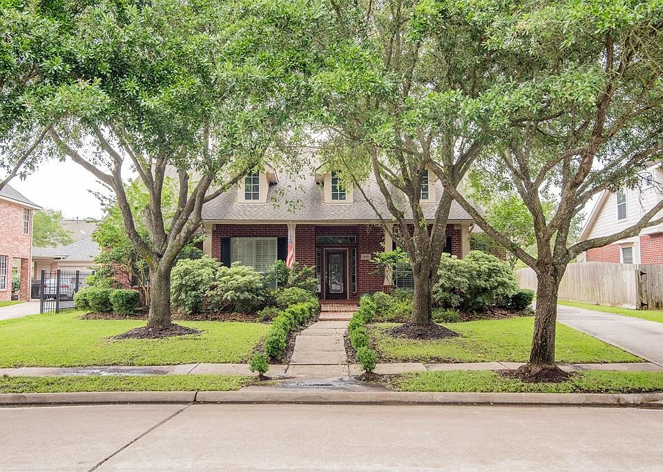 1st image of 1819 Misty Oaks Ln