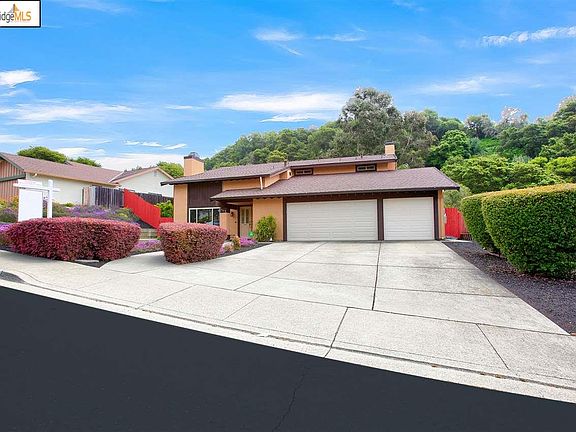 4th image of 3560 Morningside Dr