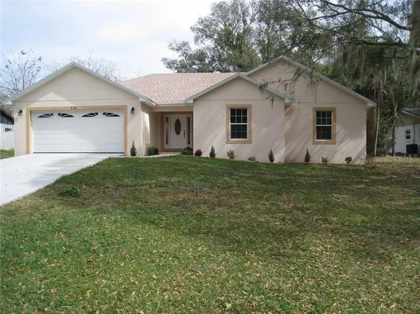 738 Terrace Dr S, Eagle Lake, FL 33839
