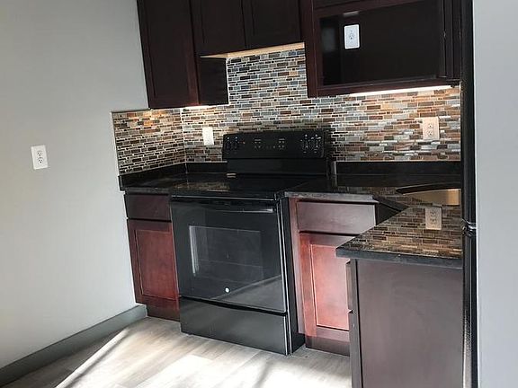 3rd image of 123 Clinic Dr APT 101