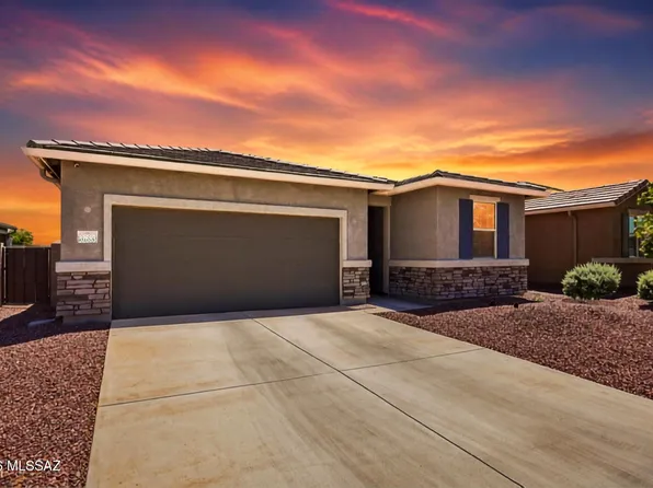 32983 S Expedition Ct, Red Rock, AZ 85145