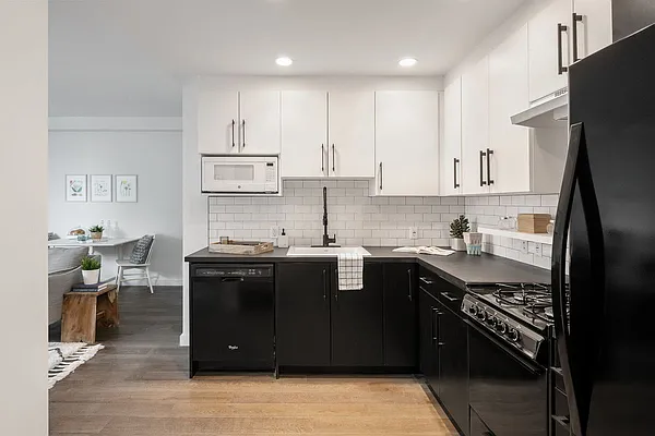 Rented by Nest Seekers International | media 14