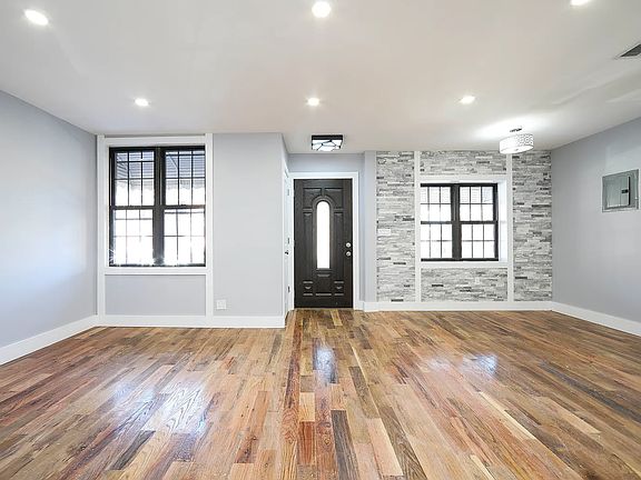 3rd image of 1716 Bussing Ave #A