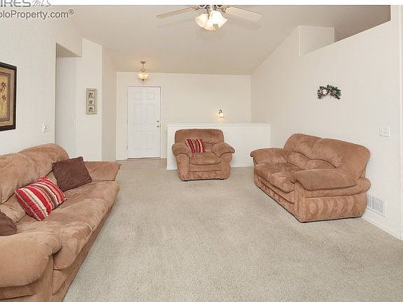 4th image of 612 Scotch Pine Dr