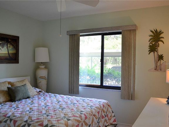 4th image of 4016 Oakview Dr #J2