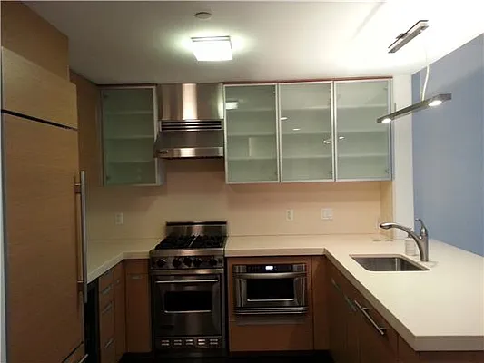 Rented by 212 Consulting Corp | media 70