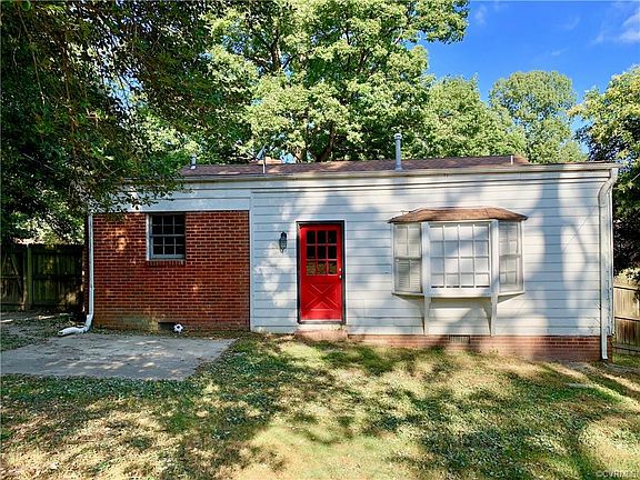 5th image of 7713 Mendota Dr