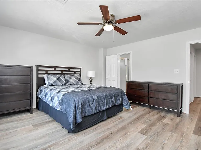 8102 Rhobell St #A — Photo 26