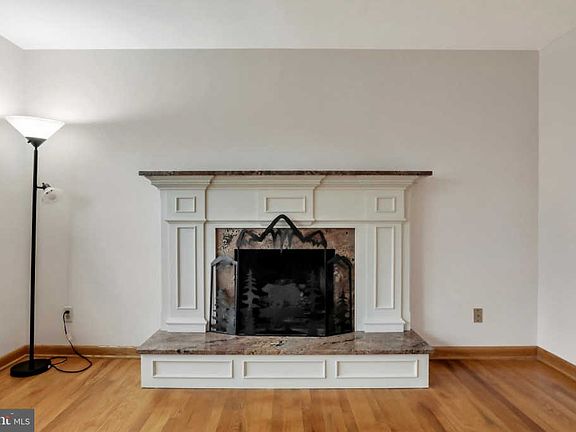 5th image of 18515 Old Colony Ln