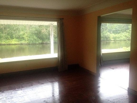 3rd image of 1752 Timm Dr