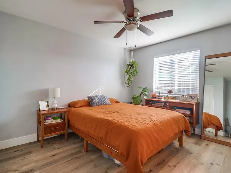 1331 East Ln #2 — Photo 3