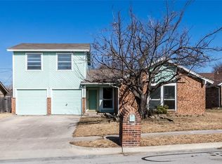 6321 Beetle Dr, Watauga, TX 76148