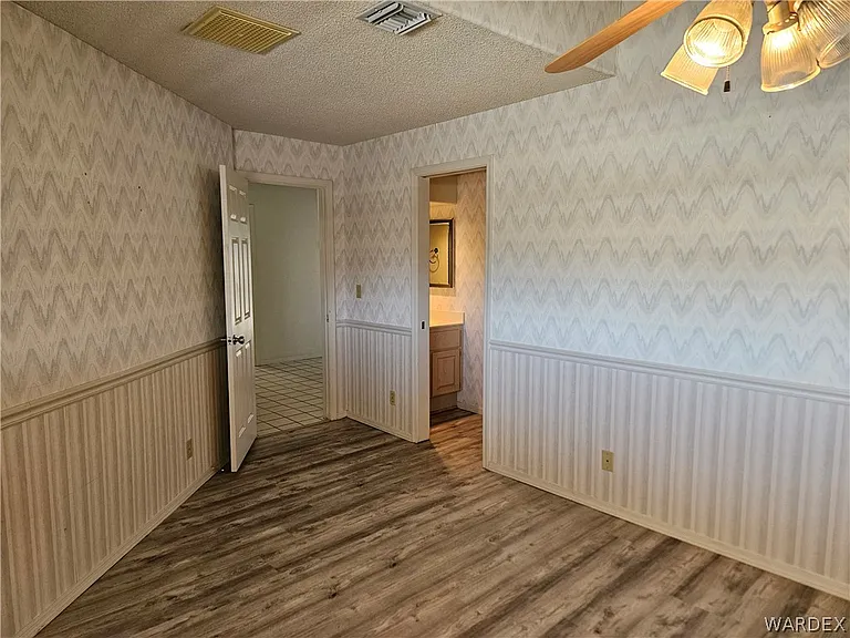 2022 Merrill Ln #5A — Photo 15