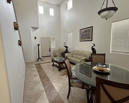 5th image of 5449 Amethyst Ln