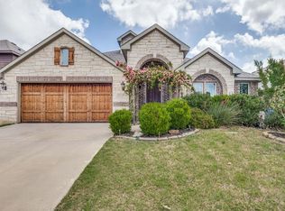 516 Lakeview Dr, Alvarado, TX 76009