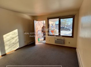 503 7th St #8, Baraboo, WI 53913