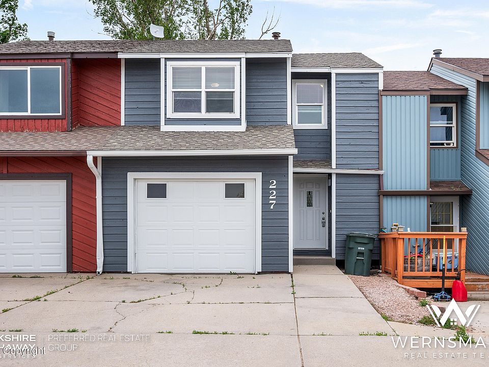 1st image of 227 Westhills Loop