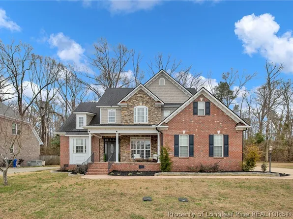 1608 Cape Point Dr, Fayetteville, NC 28312