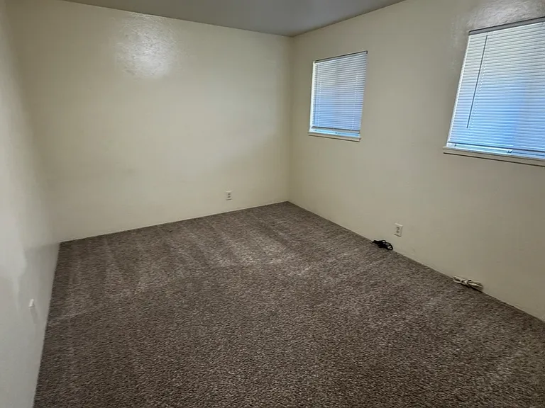 1560 Telegraph Ave — Photo 7