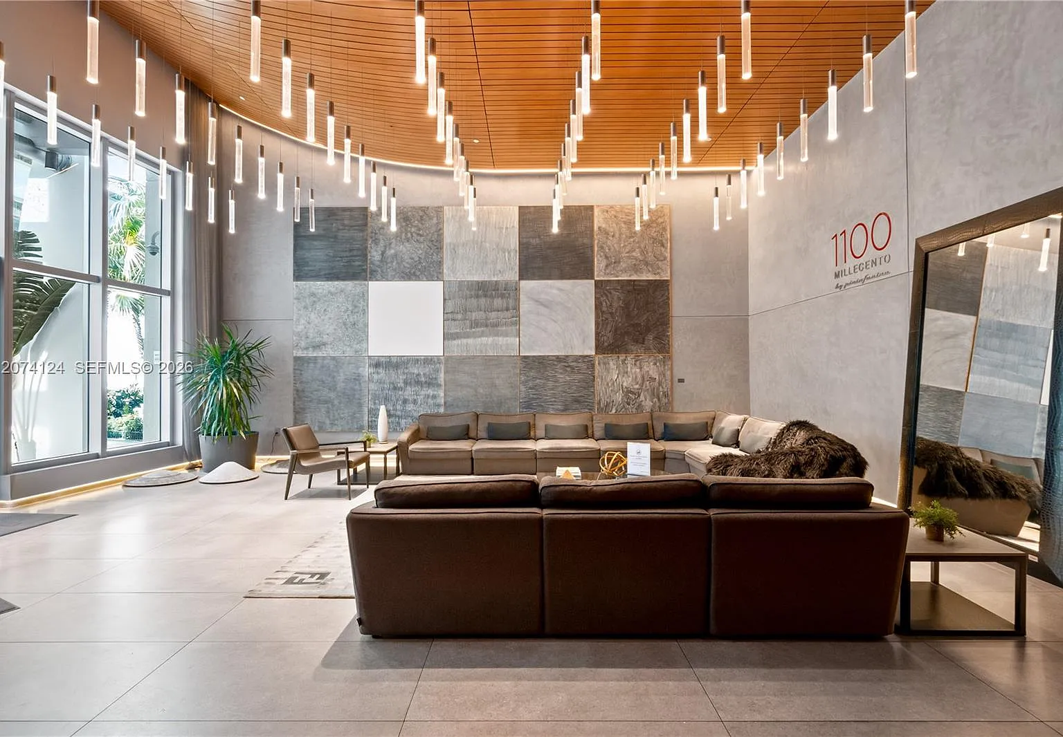 1100 Millecento Residence — Photo 4