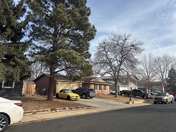 3rd image of 1057 Ponderosa Cir