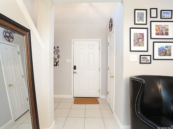 3rd image of 5230 Tomas Cir