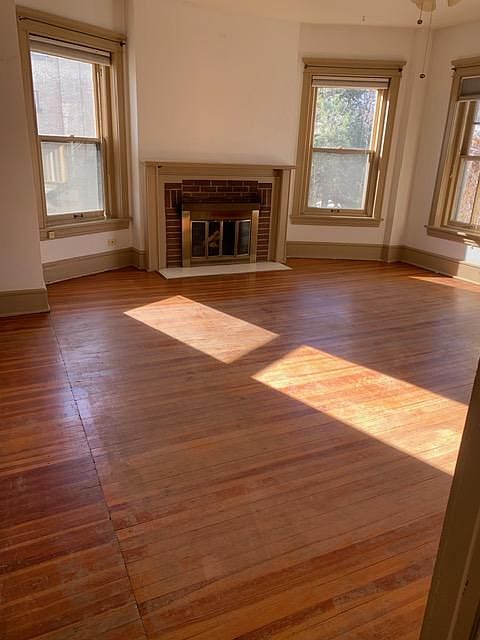 1st image of 860 N Emerson St APT 3