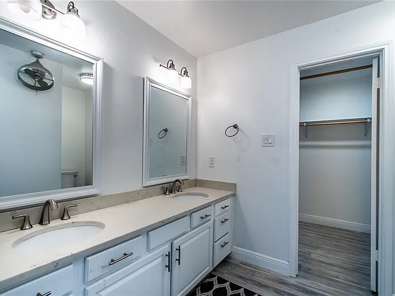 716 Enchanted Hbr — Photo 19