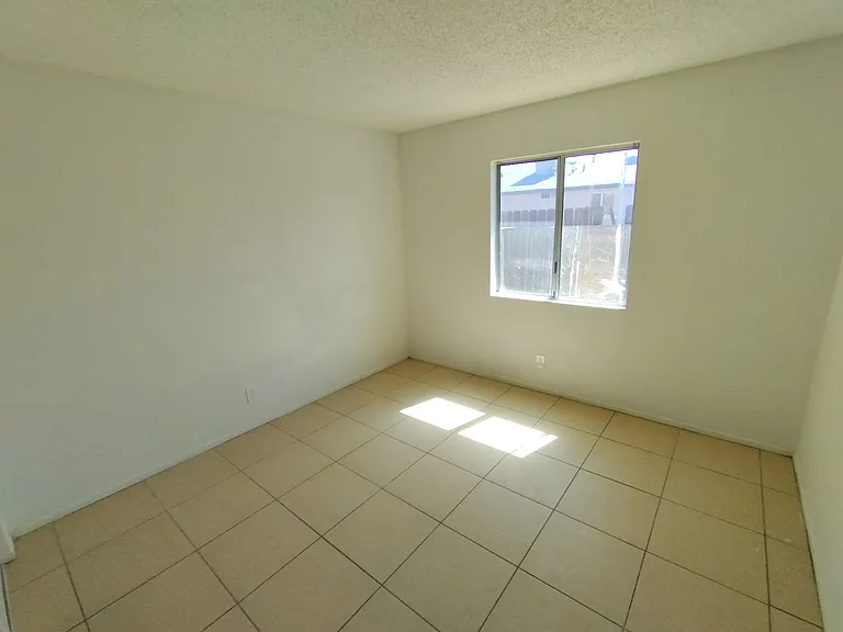 21321 Nisqually Rd #2 — Photo 5