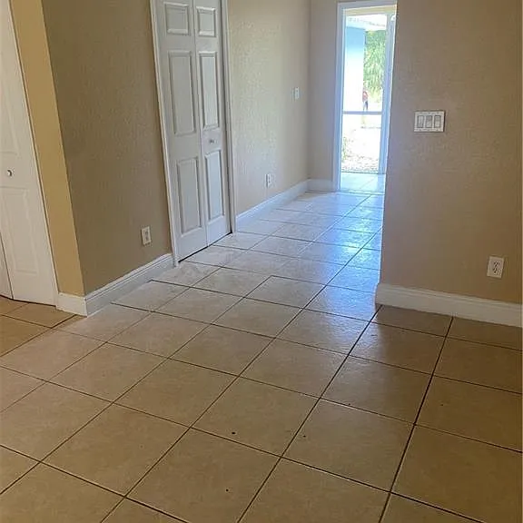 2702 Robin Ave S — Photo 17