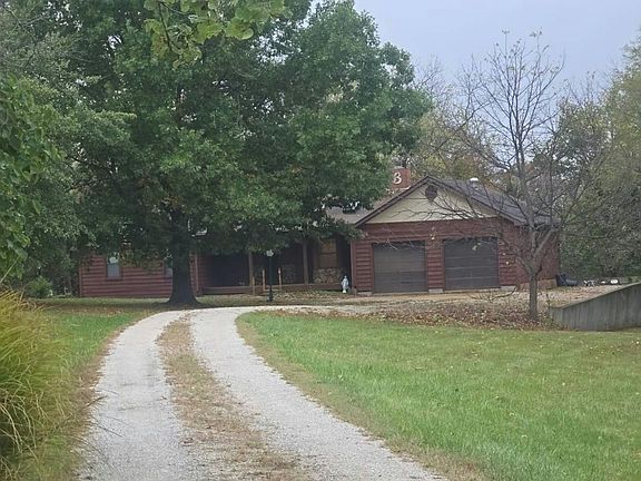 3rd image of 209 Timber Ridge Ct