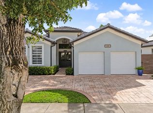 Riviera Trace, Miami, FL 33182