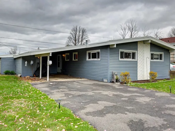 66 W Jeffery Ave, Wheeling, IL 60090